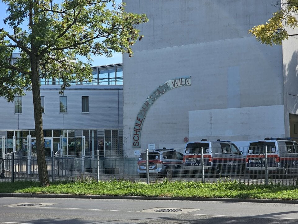 Großeinsatz in Schule Floridsdorf