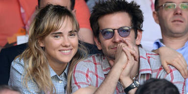 Bradley Cooper & Suki Waterhouse turteln in Wimbledon