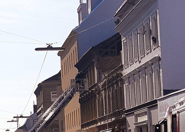 Haus in Wien eingestürzt – Arbeiter verschüttet