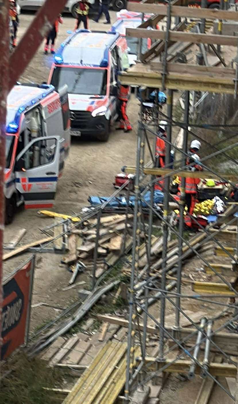 Drama an der Alten Donau: Zwei Arbeiter stürzten 10 Meter in die Tiefe