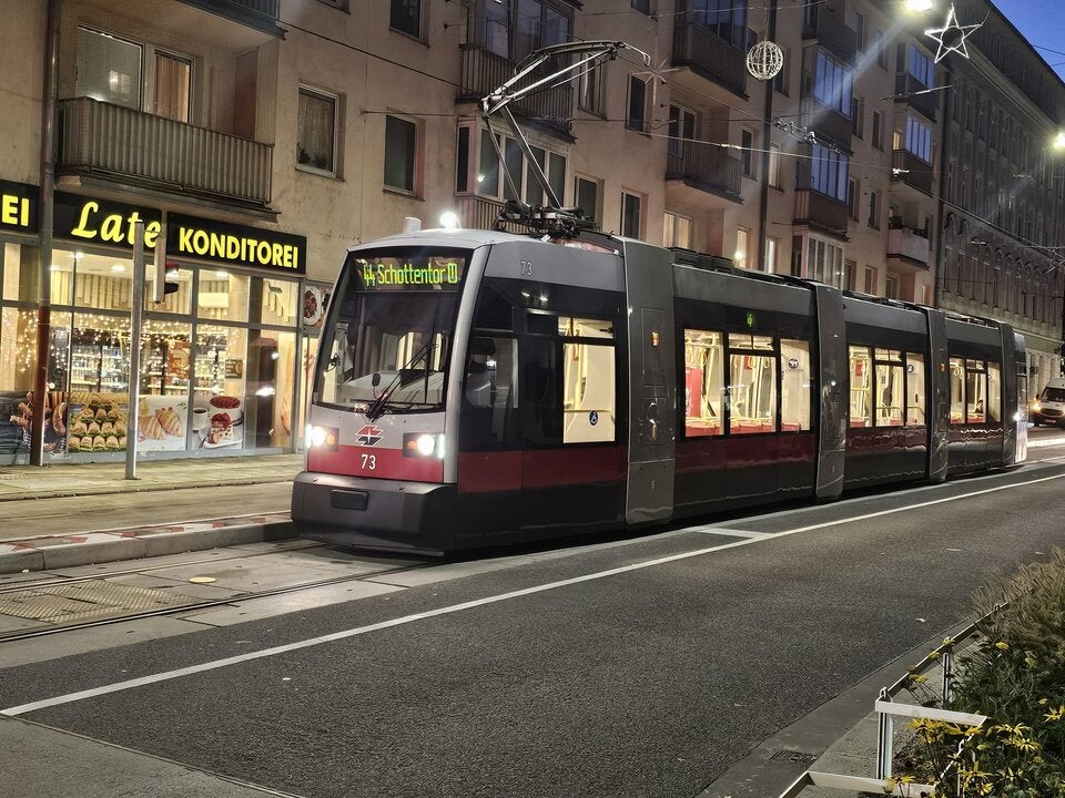 Thaliastraße 46 er Bim