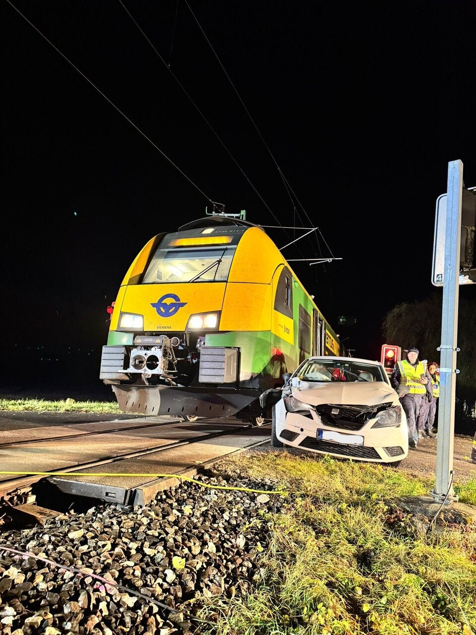Betrunkener Lenker (52) fuhr gegen Zug