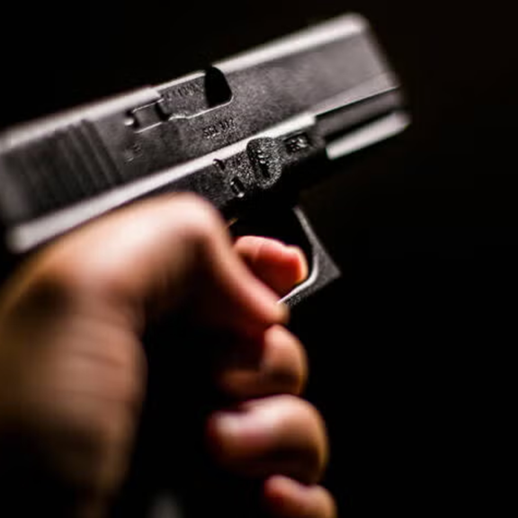 59-Jährige in eigener Wohnung ausgeraubt