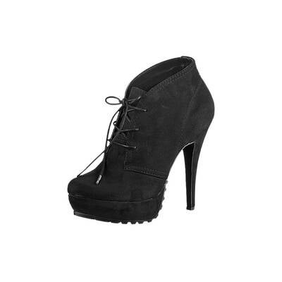 Star Style: Poppy Delevigne