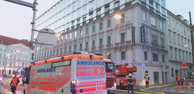 Brand in Hotel in Wien: Gebäude evakuiert