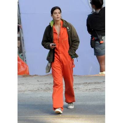 Housewife Teri Hatcher sammelt Mist ein