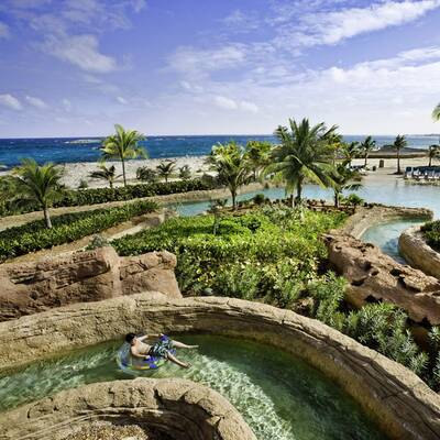 10 Hotels mit tollen Wasserrutschen