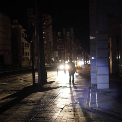 Japaner flüchten vor dem Beben ins Freie