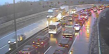 Unfall auf Tangente sorgt f&uuml;r Verkehrs-Chaos