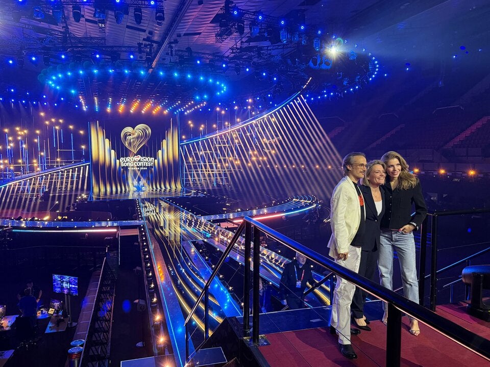 Michael Ostrowski, Stefanie Groiss-Horowitz und Victoria Swarovski 