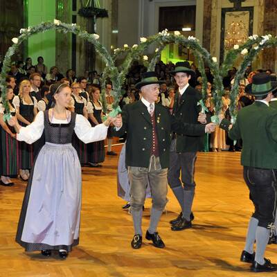 Urige Stimmung beim Steirerball