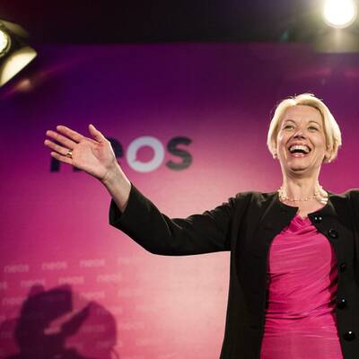 NEOS-Spitzenkandidaten Angelika Mlinar bei der Stimmabgabe in Wien.