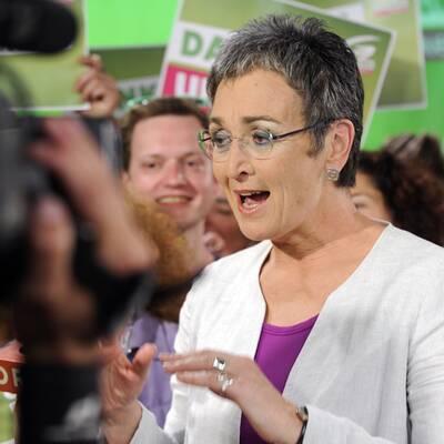 Lunacek bei der Stimmabgabe in Wien