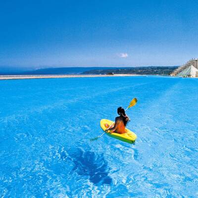 1,1 bis 2 Milliarden Dollar hat er gekostet