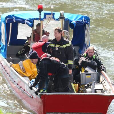 Auto stürzte nach Unfall in den Donaukanal 