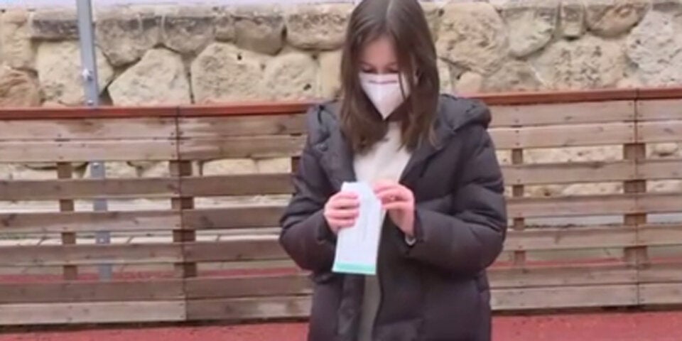 Hier werden die ersten Schulkinder getestet