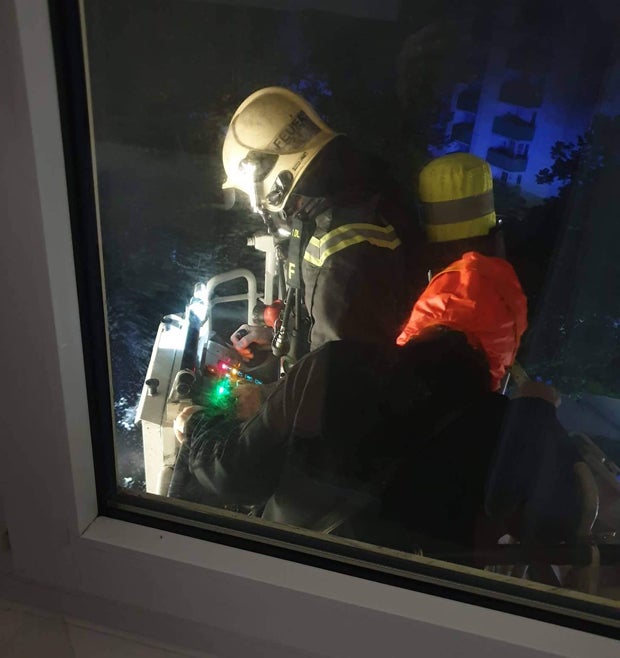 Wieder Wohnhaus-Brand in Simmering: Fünf Verletzte, 100 evakuiert