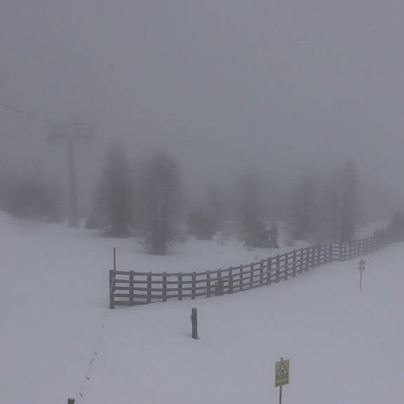 Stürmischer Wintereinbruch fegt über Österreich