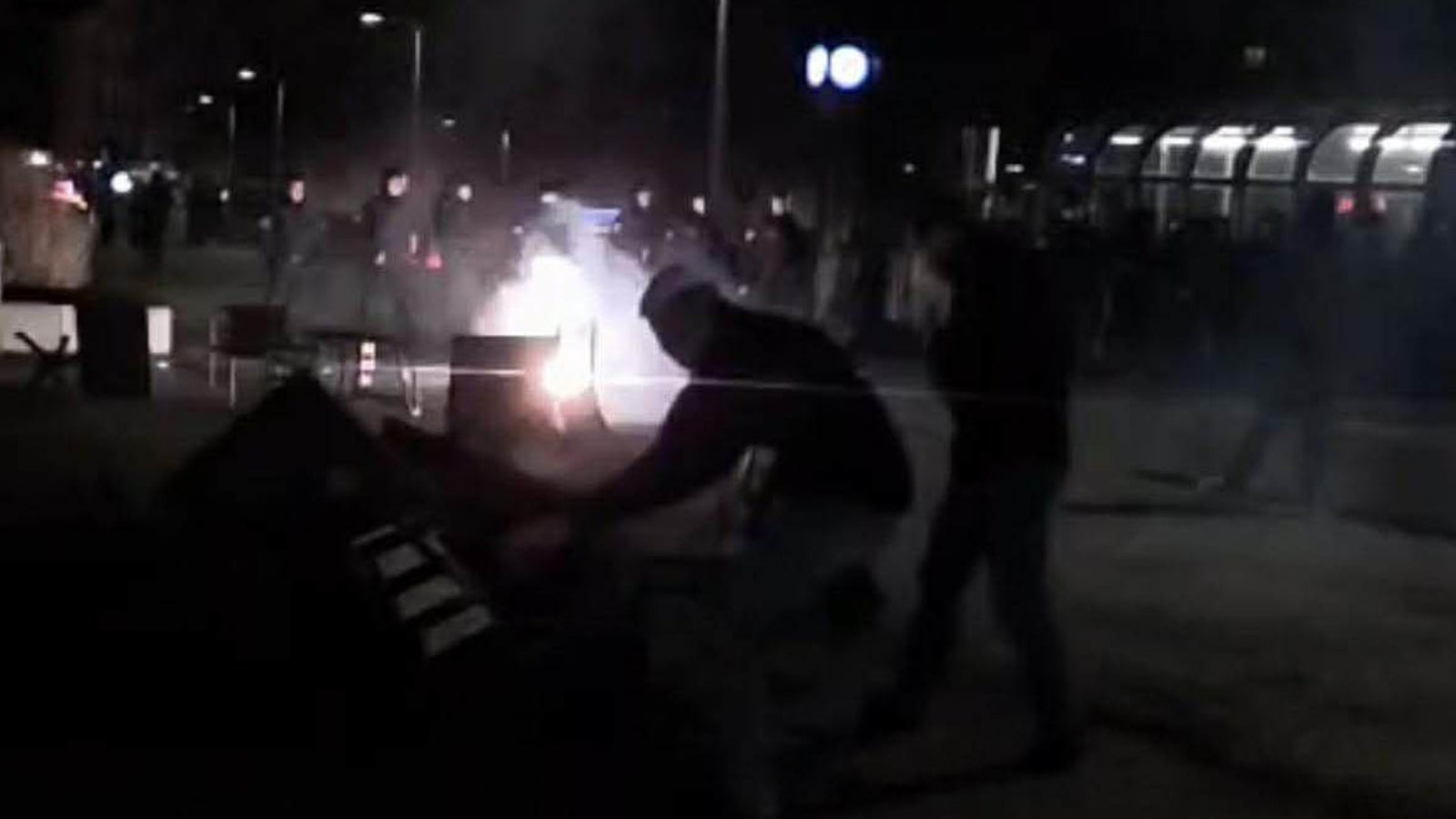 Nach Derby-Schande: Heftige Fan-Ausschreitungen in Favoriten Kép