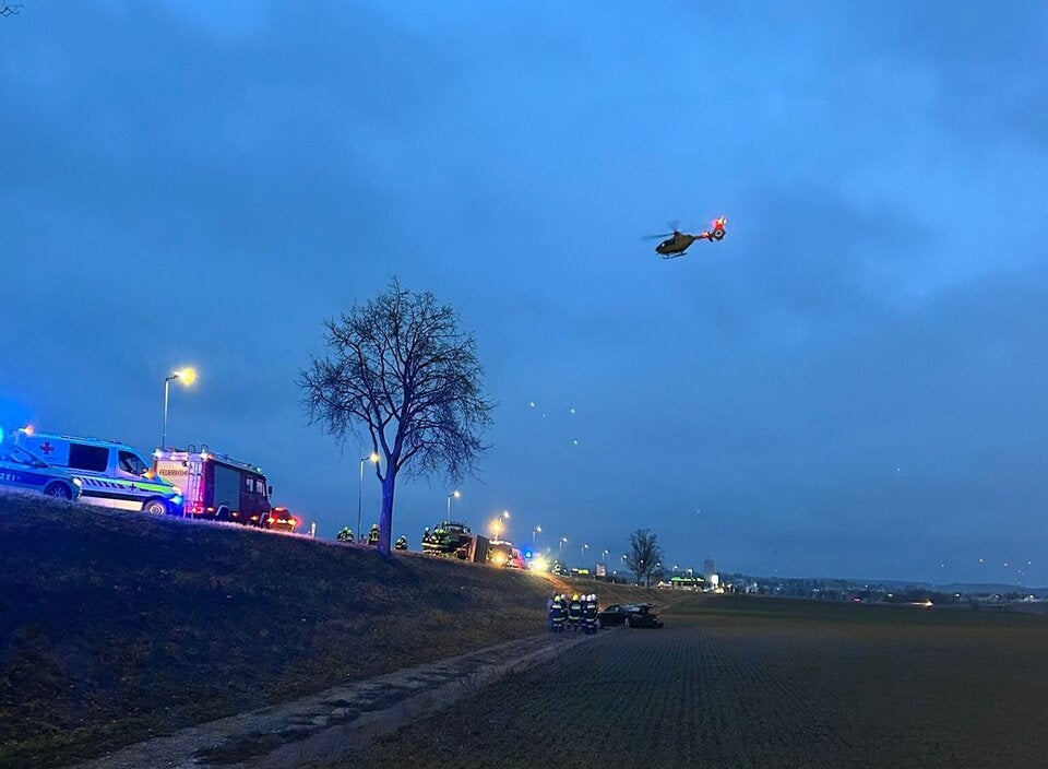 Faschingswagen umgestürzt