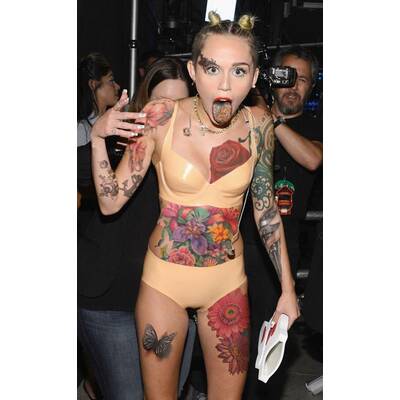 Wenn Promidamen tättowiert wären... 