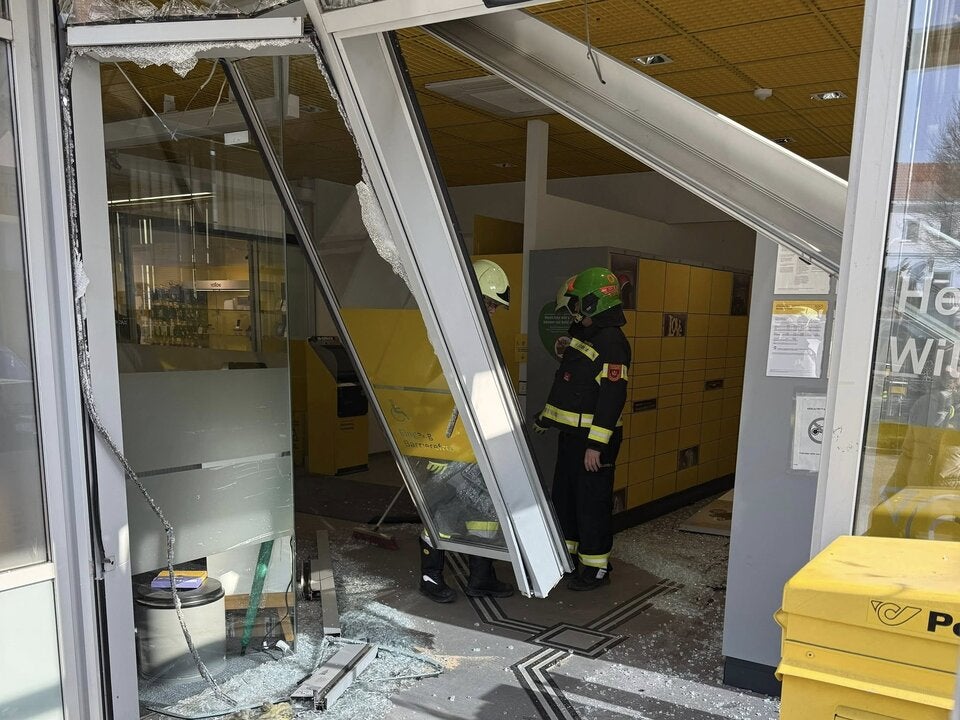 Autio kracht in Postfiliale Klosterneuburg