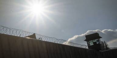 H&auml;ftling auf der Flucht gr&uuml;ndete Partei und kassierte 190.000 Euro von Sponsoren