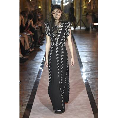 GIAMBATTISTA VALLI X H&M FASHIONSHOW IN ROM 