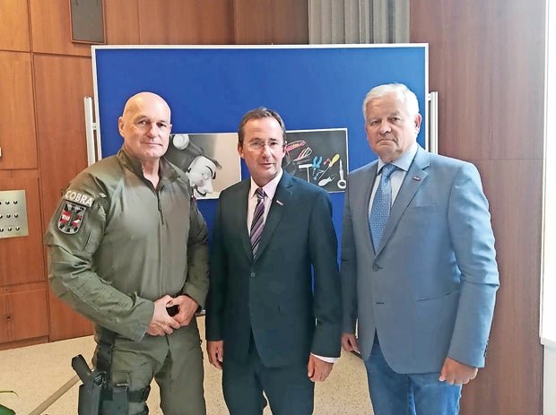 Home Invasion: Täter wollte Ehepaar überfallen