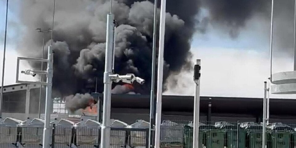 Rauchwolke über der Donaustadt