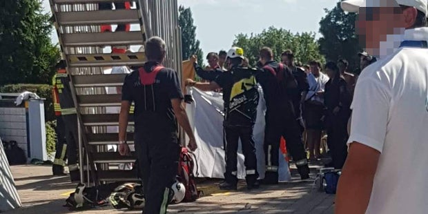 Laaerbergbad Bub Sturz