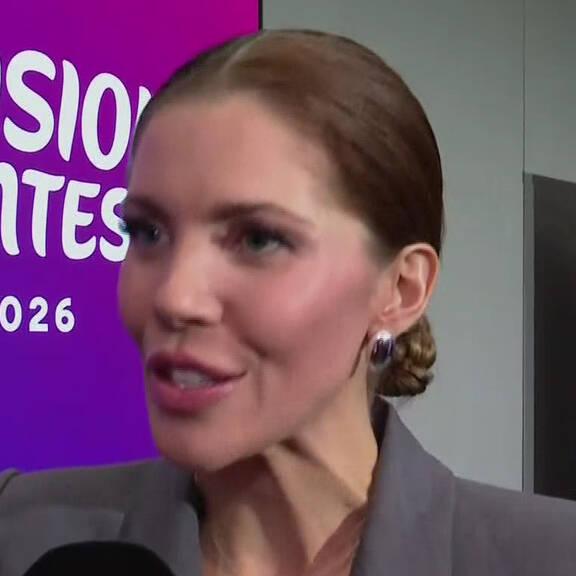 „Ich freue mich RIESIG!“ – Moderatoren-Duo für ESC 2026 vorgestellt!