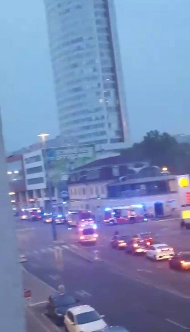 Großeinsatz bei Brand in ehemaligem Wiener-Kult-Lokal