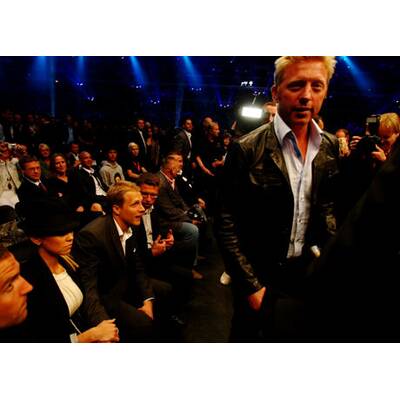 Sandy & Boris: Begegnung am Boxring