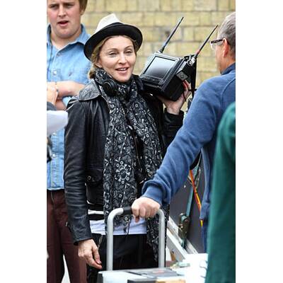 Ungeschminkt am Regiestuhl: Das wahre Gesicht von Madonna