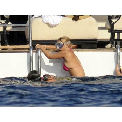 Leo & Bar urlauben mit Naomi & Vladislav