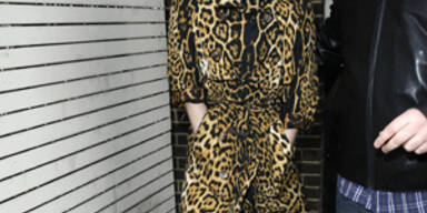 Gaga zeigt ihre bizarre Mode