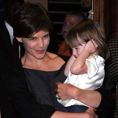 Katie Holmes tröstet rührend Tochter Suri
