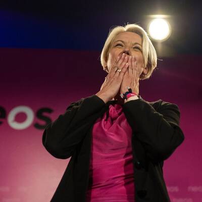 NEOS-Spitzenkandidaten Angelika Mlinar bei der Stimmabgabe in Wien.