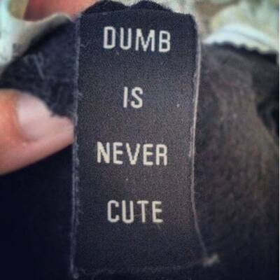 23. Weil sie bei jedem noch so anstrengenden, zermürbenden Job Zeit für Spaß und Albernheiten findet. 