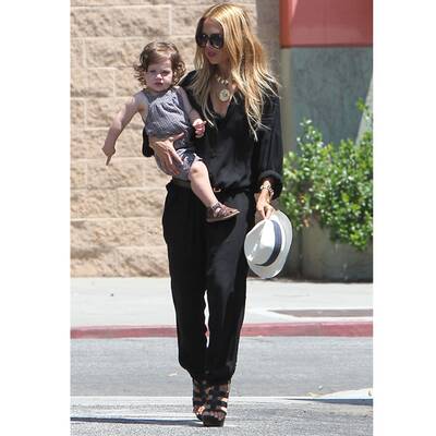 Rachel Zoe trägt viel zu enge Schuhe