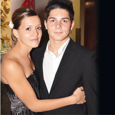 Martina kaiser  Mutterglück nach Schlammschlacht mit Musical-Star