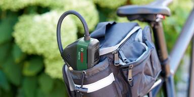 Bosch elektrische Fahrradpumpe/Luftpumpe/Mini Kompressor EasyPump (3,0 Ah Akku, 3,6 Volt, Autostop-Funktion, 150 PSI, 10,3 bar, LED, &uuml;ber USB-C&reg; wiederaufladbar, im Karton)