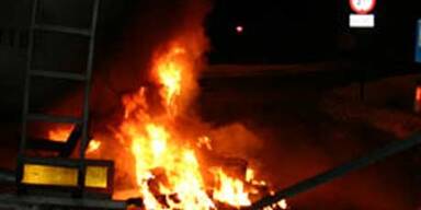 Großeinsatz - LKW auf B19 in Flammen