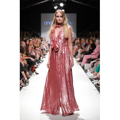 Anelia Peschev Frühling/Sommer 2020 