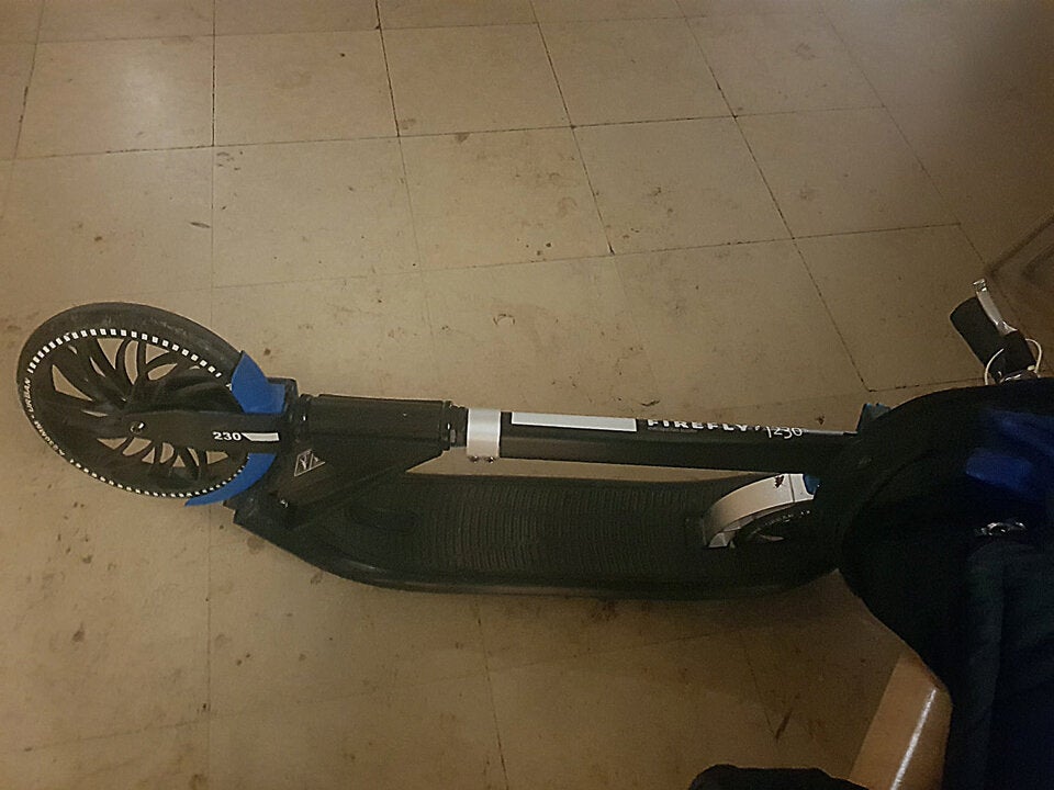 Überfall: Opfer ins Ohr gebissen