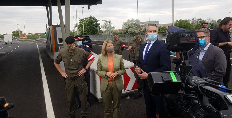 Tanner & Nehammer besuchen Grenzübergang