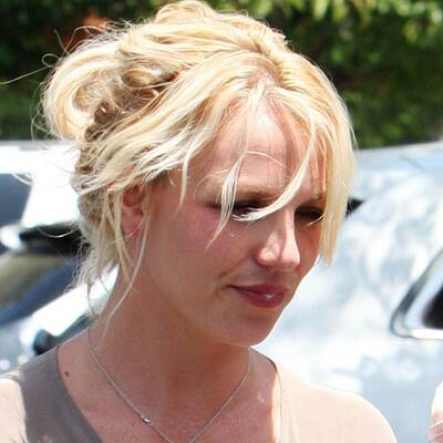 Wer hat Bluse & Kleid verwechselt?