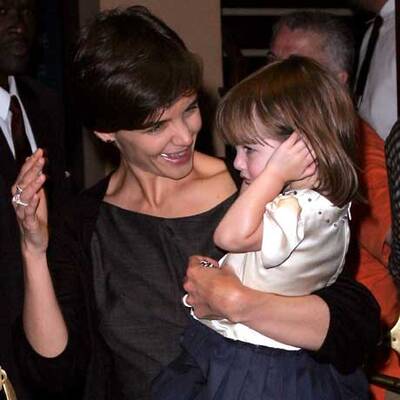 Katie Holmes tröstet rührend Tochter Suri