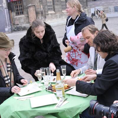 Pelzgegner demonstrieren am Stephansplatz